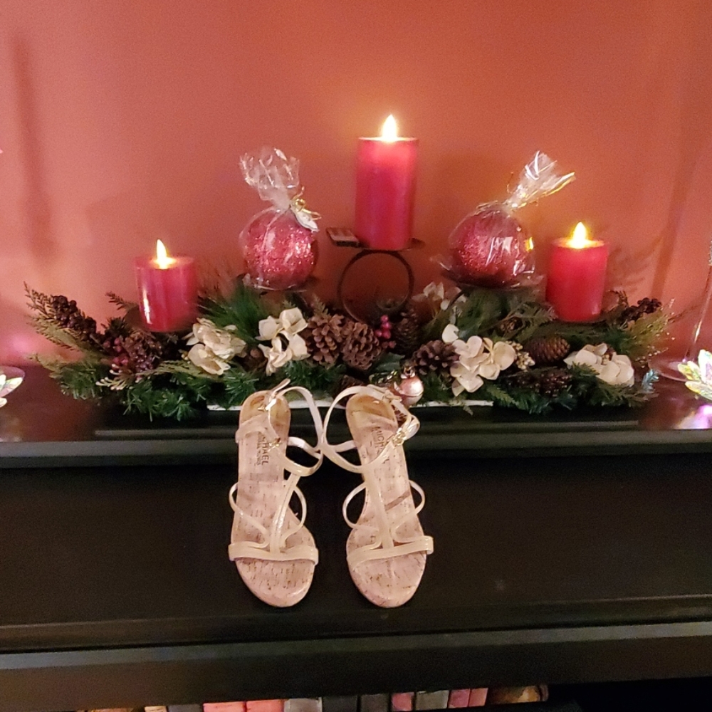 Shoes - Picture 2 of 3
